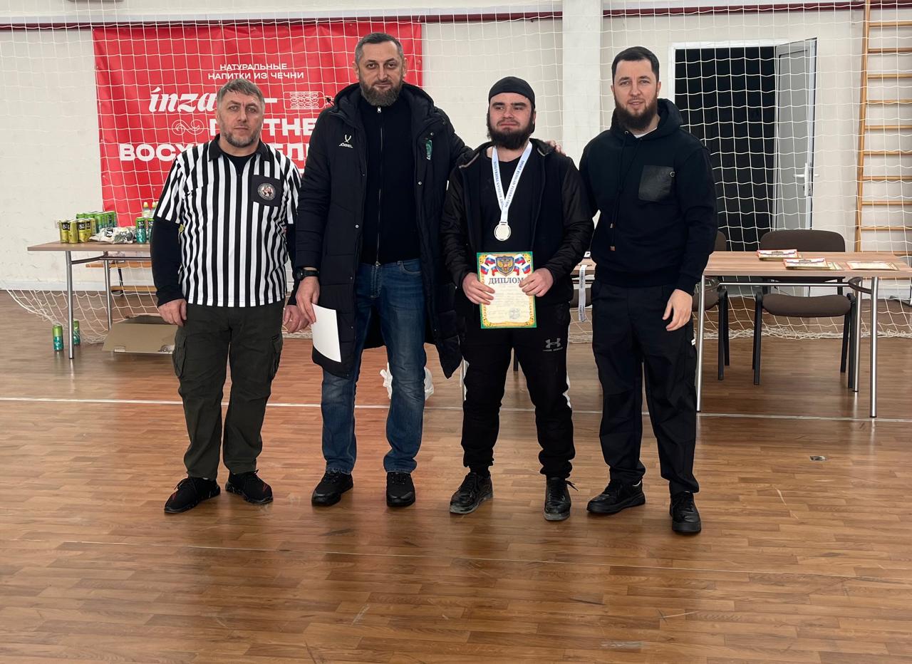 Соревнования по армрестлингу Ламан Аз